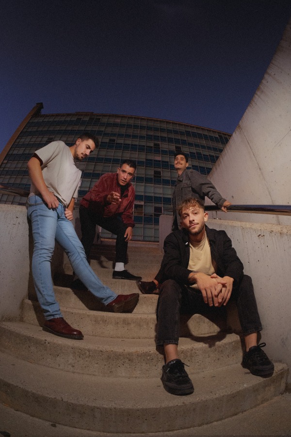 Miniño: "Somos una resaca de domingo con una depresión de caballo" 1 01