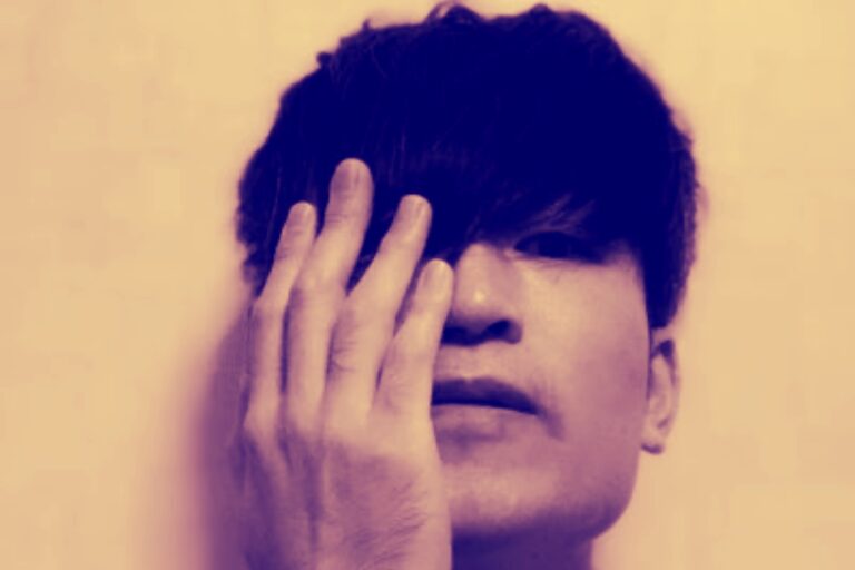 Café Marvin gotea por no desparramar con Takaaki Izumi