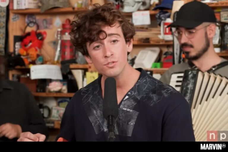 Sopla viento mediterráneo en el Tiny Desk de Guitarricadelafuente