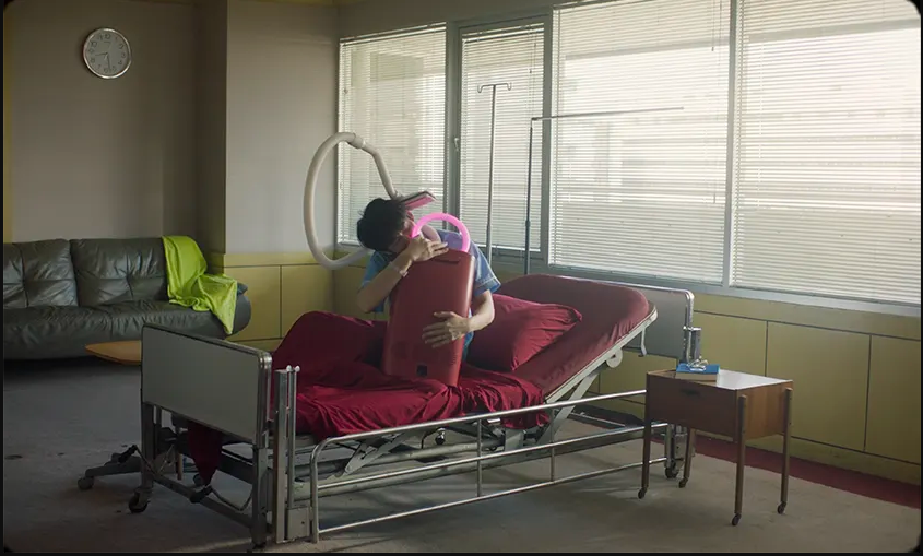 Ratchapoom Boonbunchachoke cuando el Estado se adueña de los fantasmas 2 Fantos14