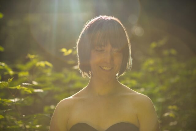 Café Marvin magma de la mirada con Meredith Bates