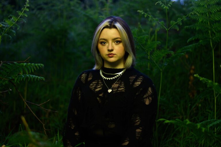 Café Marvin convoca misterios con NIMF