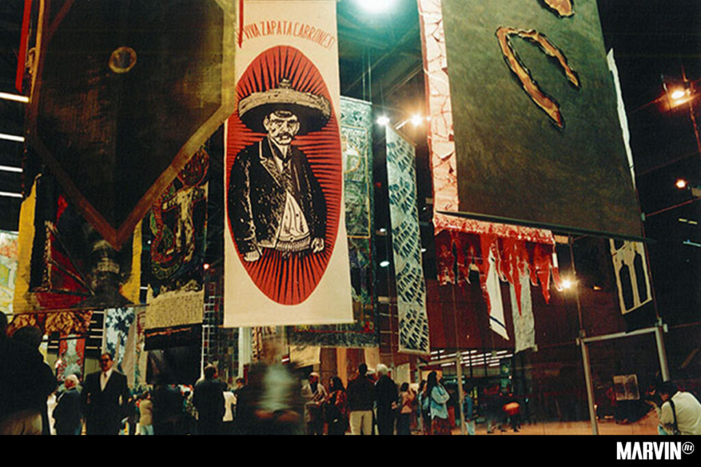 Bienal Internacional de Estandartes en el Chopo