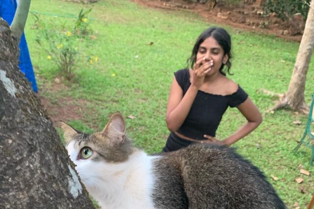 Café Marvin alineado en la matriz con Sanaya Ardeshir