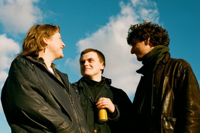 Café Marvin dócil en lo paralelo con Tara Clerkin Trio