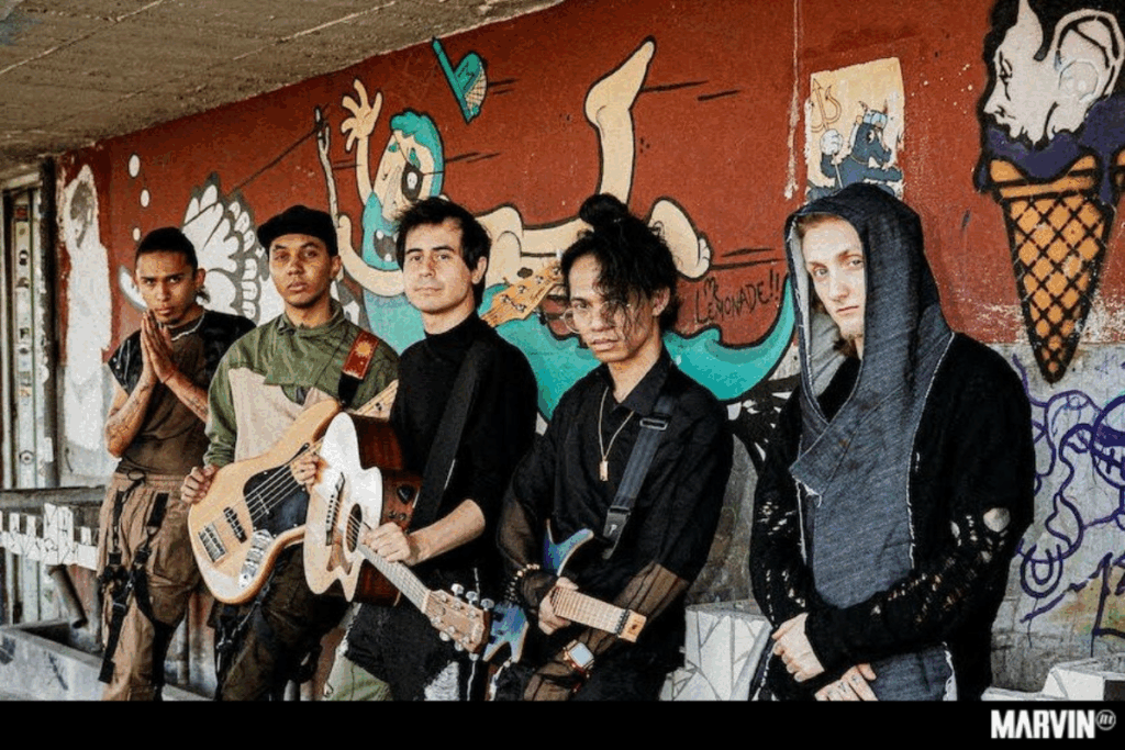 Love Ghost: “Si escribes desde el corazón, no te puedes equivocar”
