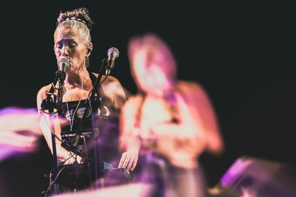 Otaola & Noriega: "Hay un asunto telepático entre los dos, sinergia, química" 4 alex otaola iraida noriega infinito concierto foro alicia 4