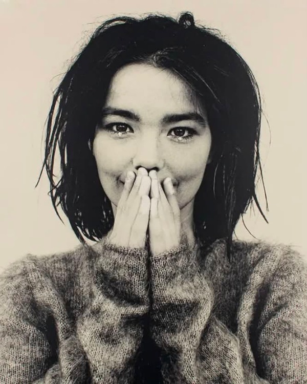 Björk: A 33 años de su ‘Debut’, la rareza sigue siendo una buena arma 3 bjork debut album resena 33 anos 3