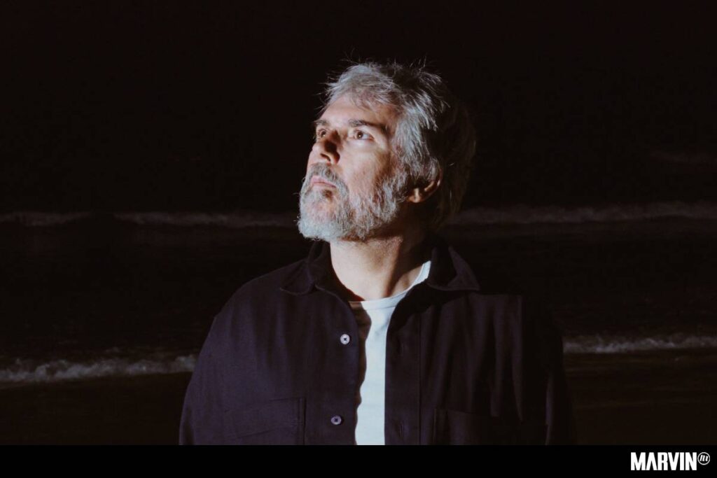 Iván Ferreiro: “Lo que está prohibido saber es lo más divertido de la vida”