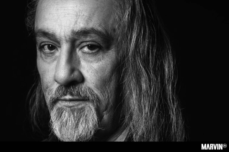 Sr. González lanza novela gráfica con soundtrack; busca un ‘Aire de realidad’