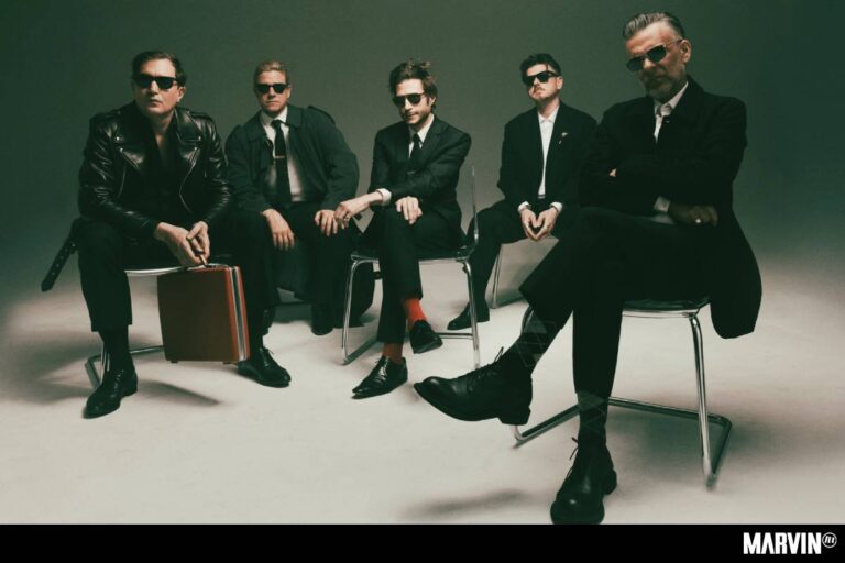 Interpol  regresa tras  cuatro años de silencio con ‘This mirror weighs a ton’