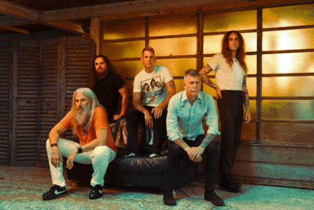 Mastodon se reinventa retomando su raíces progresivas
