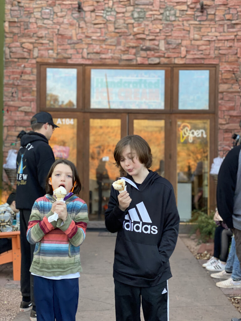 kids bonding over ice cream