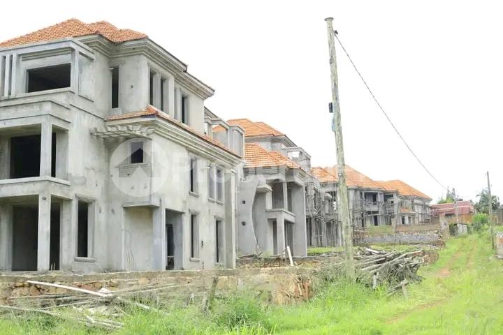 6 bedroom Apartment for sale Kira road  Kira Wakiso Central - 5