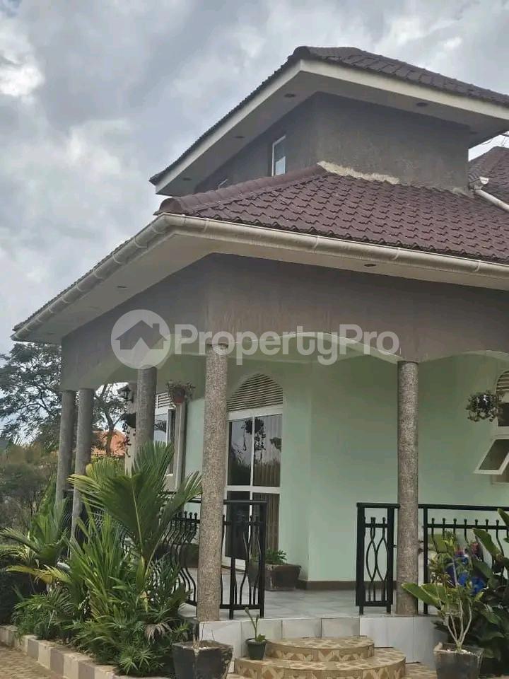 3 bedroom Bungalow Apartment for sale Mukono nama Mukono Central - 0