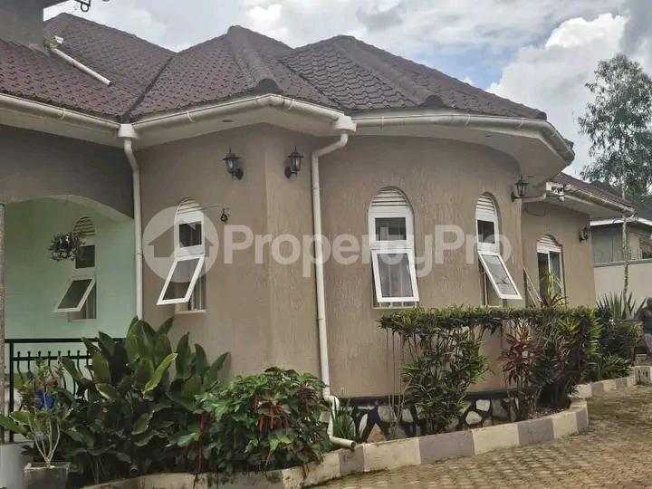 3 bedroom Bungalow Apartment for sale Mukono nama Mukono Central - 4