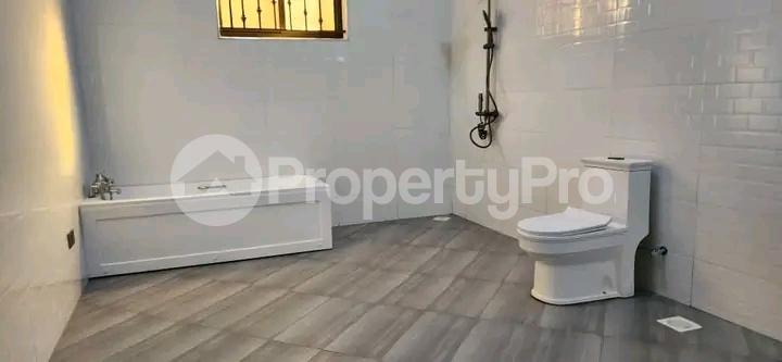 4 bedroom Bungalow Apartment for sale Bwebajja Entebbe road  Kampala Central - 5