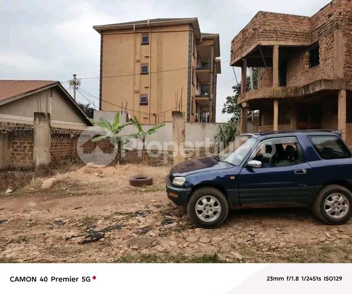 4 bedroom Apartment for sale Bweyogere town  Kampala Central - 0