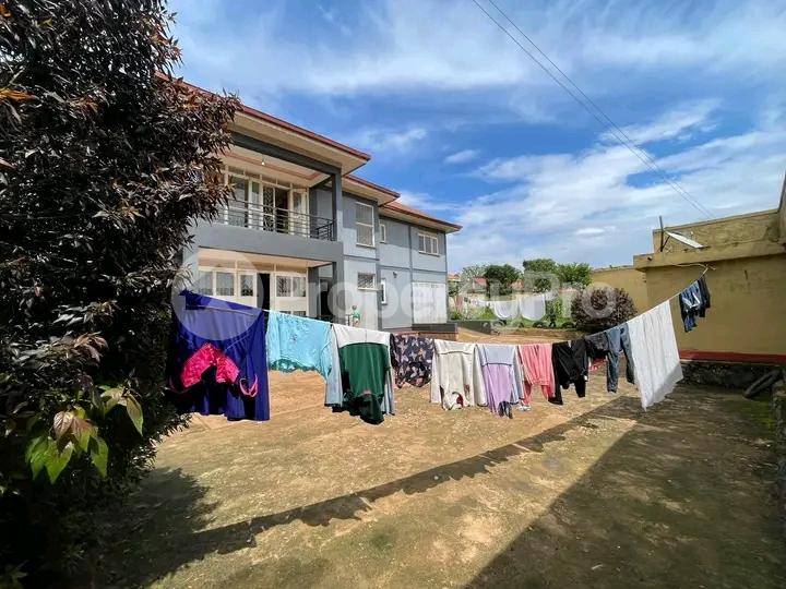 4 bedroom Apartment for sale Entebbe road  Kampala Central Kampala Central - 1
