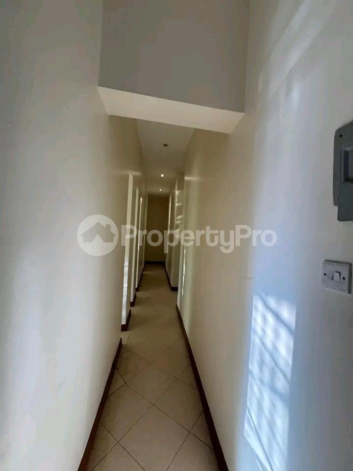 5 bedroom Bungalow Apartment for sale Najjera bulabira Kampala Central Kampala Central - 5