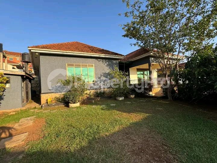 5 bedroom Bungalow Apartment for sale Najjera bulabira Kampala Central Kampala Central - 9