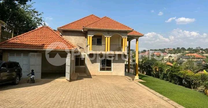 5 bedroom Bungalow Apartment for sale Kira road  Kira Wakiso Central - 2