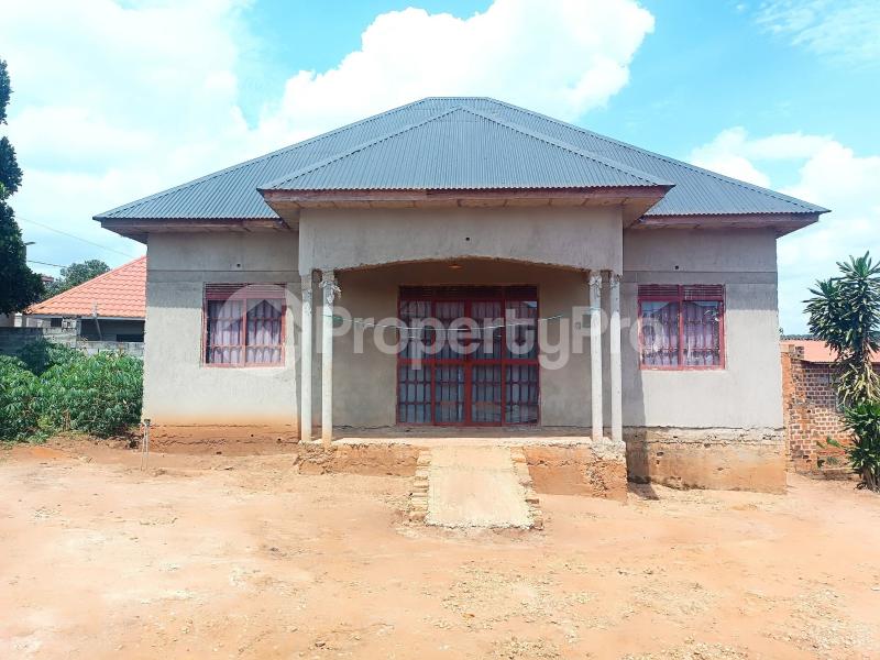 3 bedroom Villa for sale Namugongo jogo road Goma Mukono Central - 0