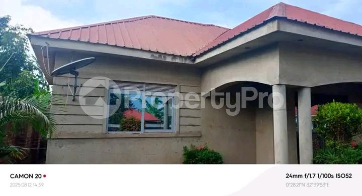 3 bedroom Bungalow Apartment for sale Kira  Kampala Central - 2