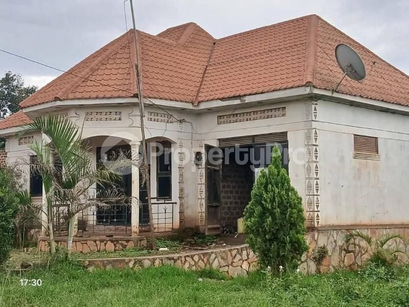 3 bedroom Villa for sale Matuga kavule Kawempe Wakiso Central - 0