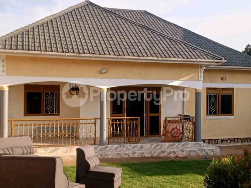 3 bedroom Villa for sale Matuga naluvule  Kawempe Wakiso Central - 0
