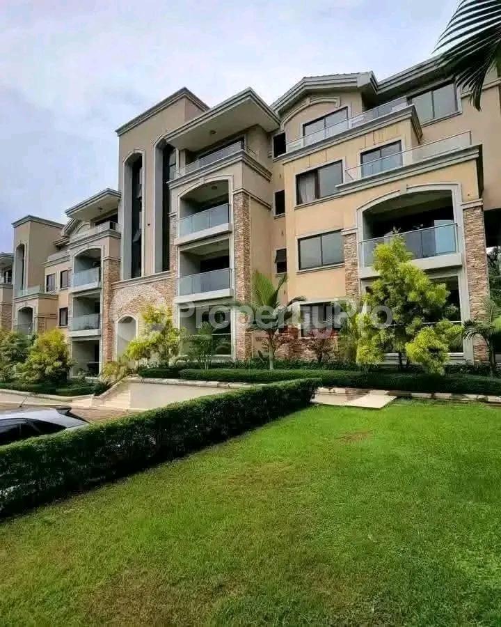 4 bedroom Apartment Block Apartment for sale Bugoloobi  Kampala Central - 9