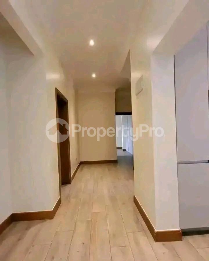 4 bedroom Apartment Block Apartment for sale Bugoloobi  Kampala Central - 2