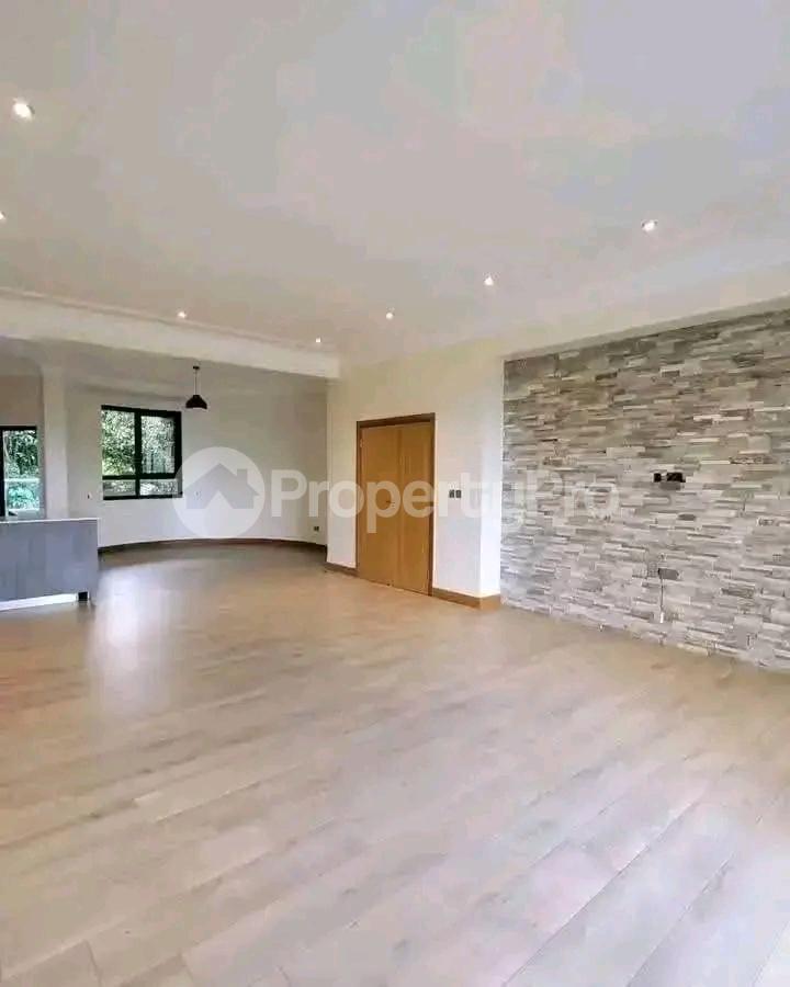 4 bedroom Apartment Block Apartment for sale Bugoloobi  Kampala Central - 7