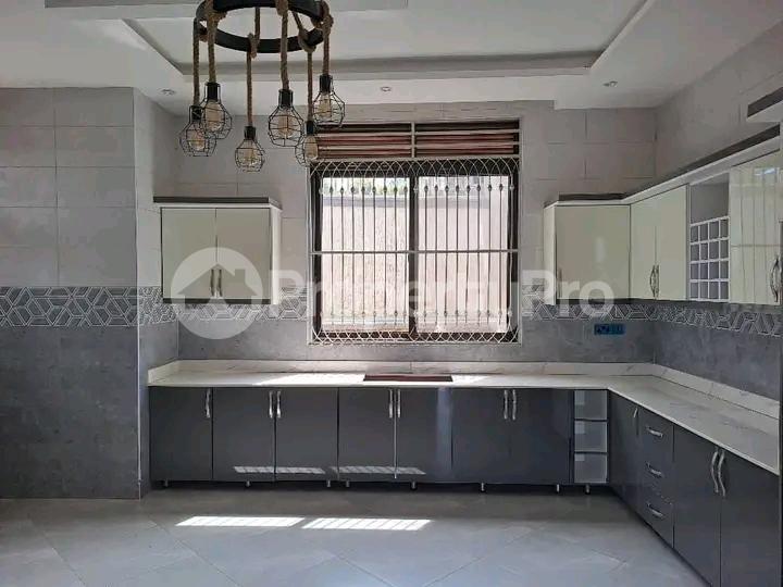 5 bedroom Apartment Block Apartment for sale Kira town  Kampala Central - 0