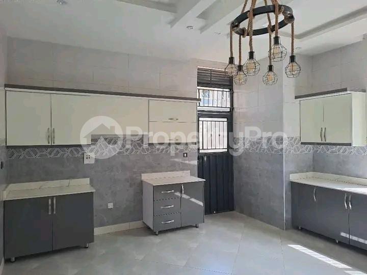 5 bedroom Apartment Block Apartment for sale Kira town  Kampala Central - 1