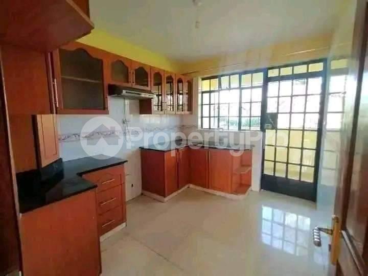1 bedroom mini flat Bungalow Houses for rent School lane westlands