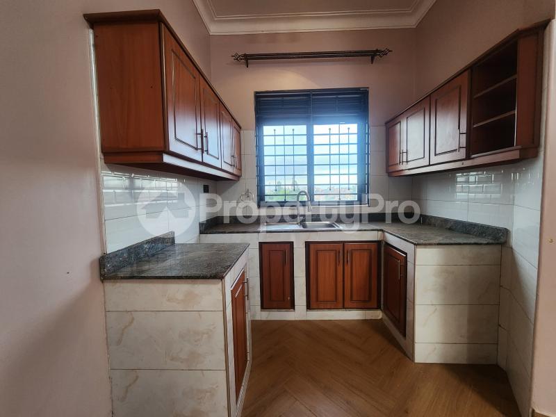 1 bedroom mini flat  Apartment Block Apartment for rent kisaasi Kisaasi Kampala Central - 3