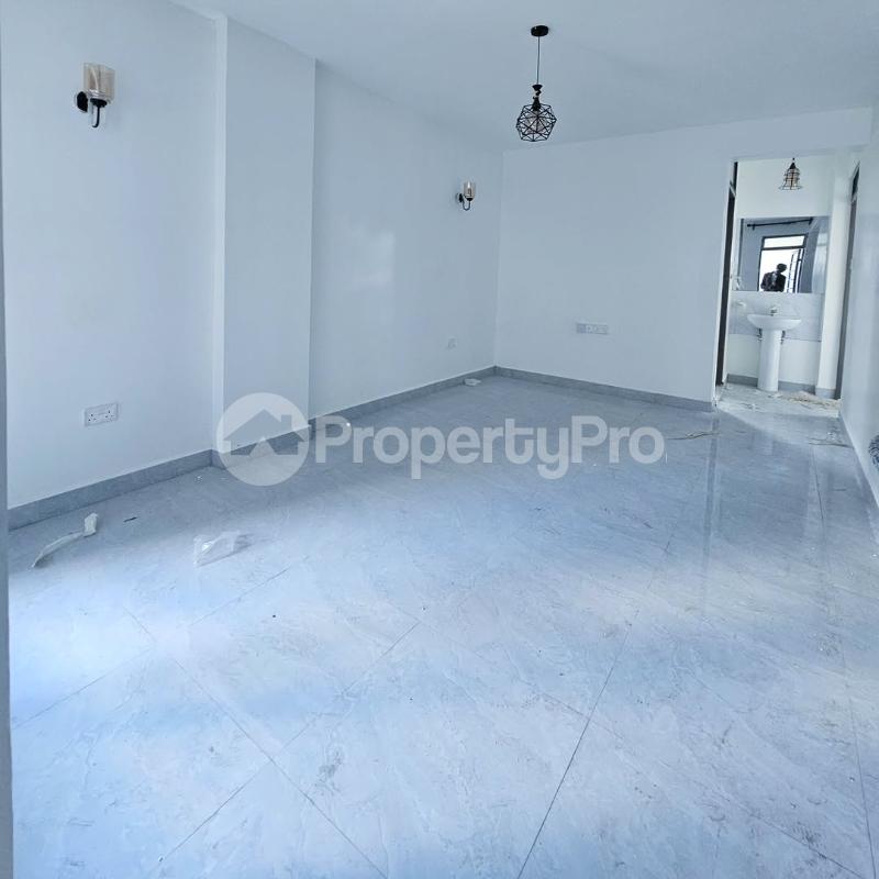 1 bedroom mini flat  Apartment Block Apartment for rent Kisaasi  Kisaasi Kampala Central - 2