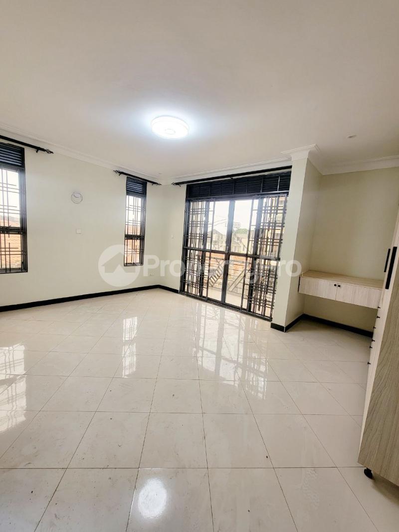 1 bedroom mini flat  Apartment Block Apartment for rent Kiwatule Nakawa Kampala Central - 3