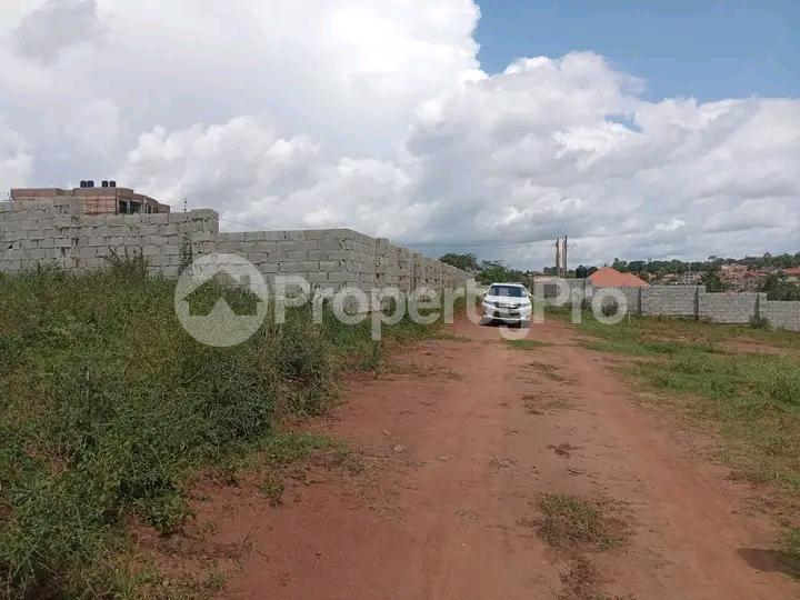 Land for sale Kira mameritor  Kampala Central Kampala Central - 0