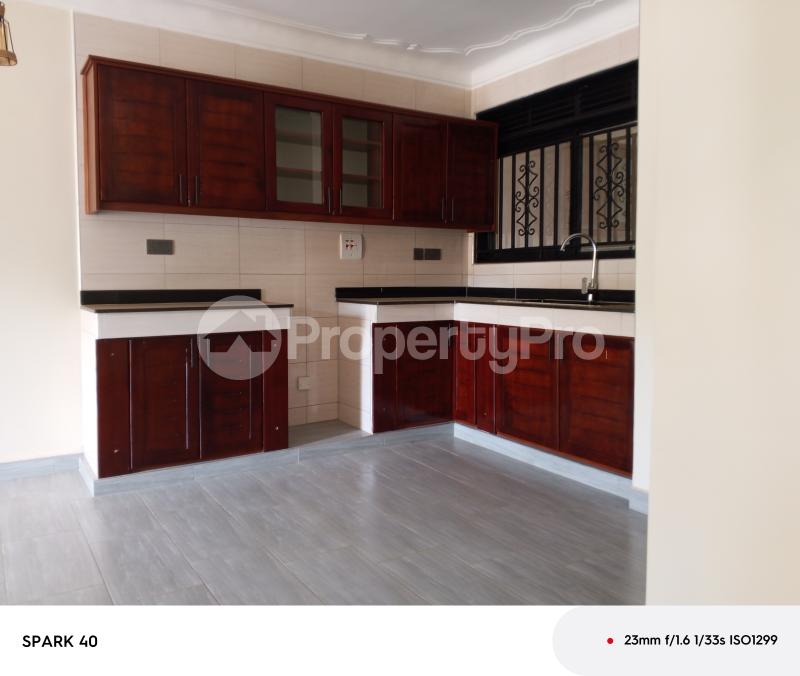 2 bedroom Apartment for rent Bweyogerere butto  Wakiso Central - 7