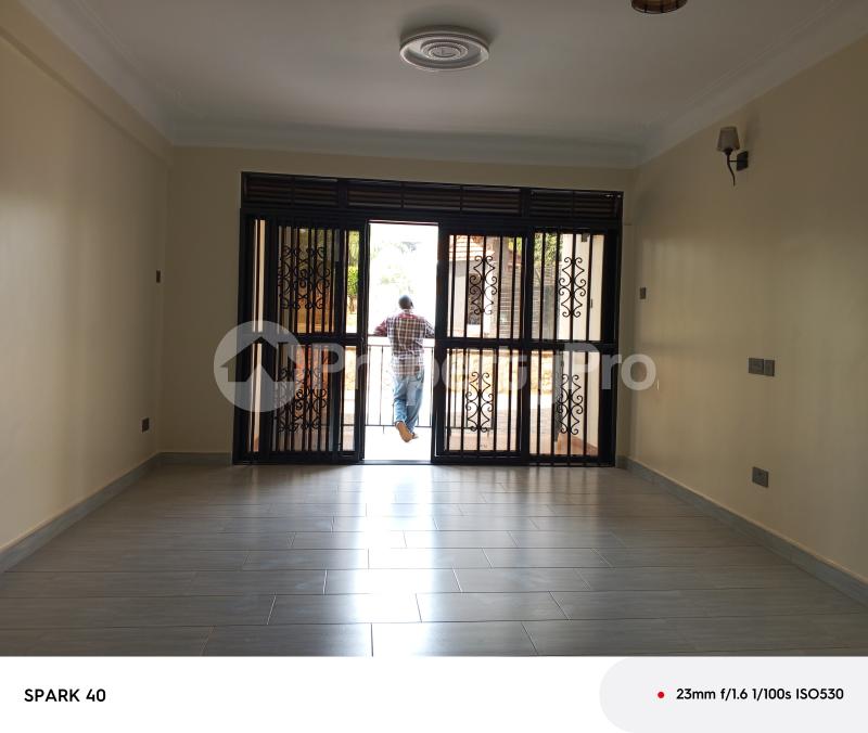 2 bedroom Apartment for rent Bweyogerere butto  Wakiso Central - 6