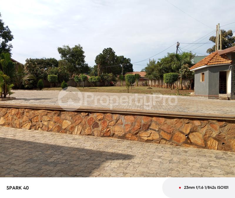 2 bedroom Apartment for rent Bweyogerere butto  Wakiso Central - 13