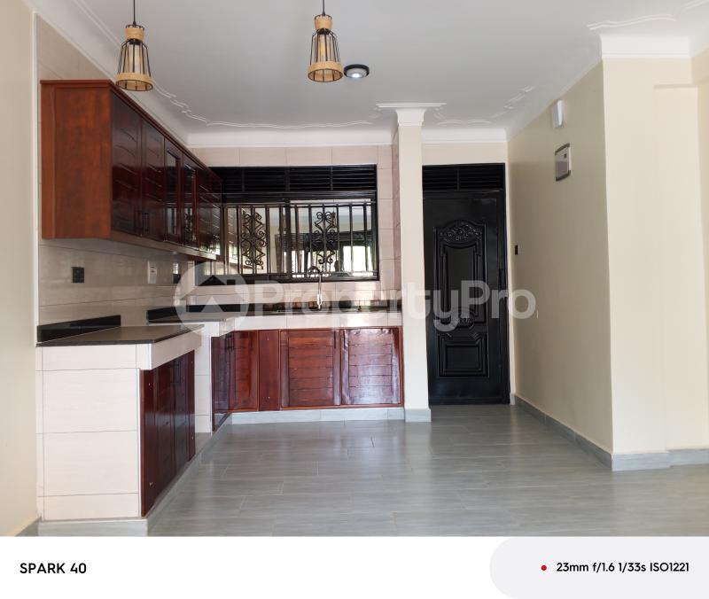 2 bedroom Apartment for rent Bweyogerere butto  Wakiso Central - 3