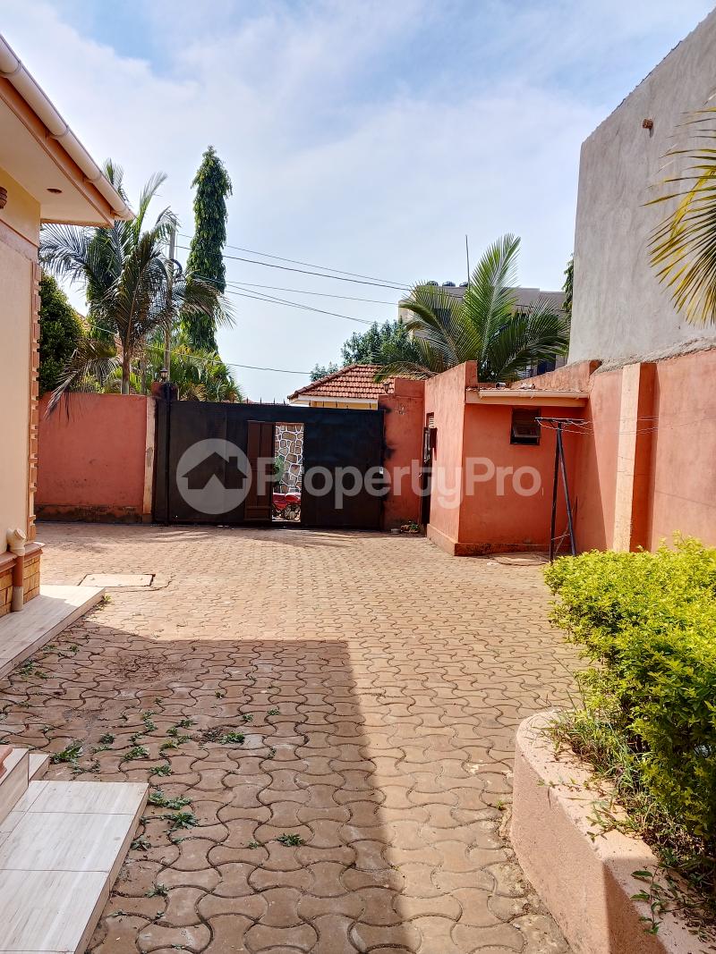 2 bedroom Bungalow Apartment for rent Kira road  Kira Wakiso Central - 4