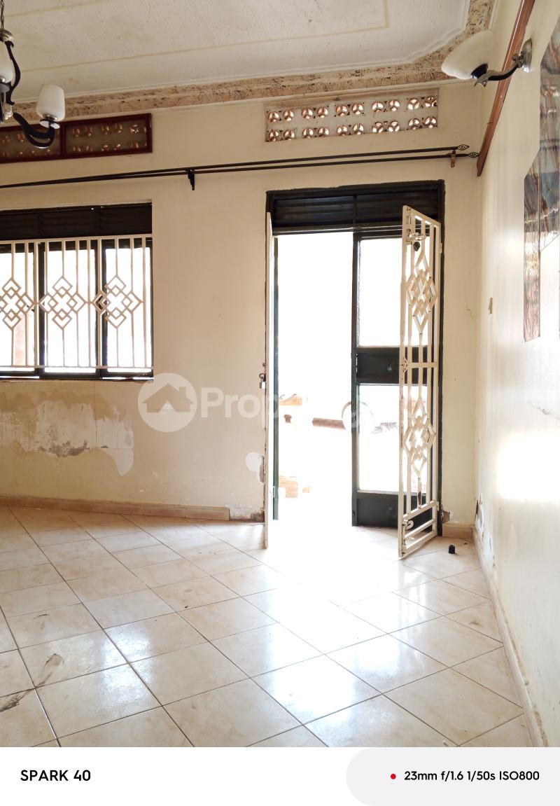 2 bedroom Bungalow Apartment for rent Mbalwa road  Kampala Central Kampala Central - 2