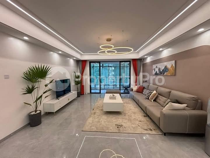 2 bedroom Flat&Apartment for sale Kilimani Nairobi