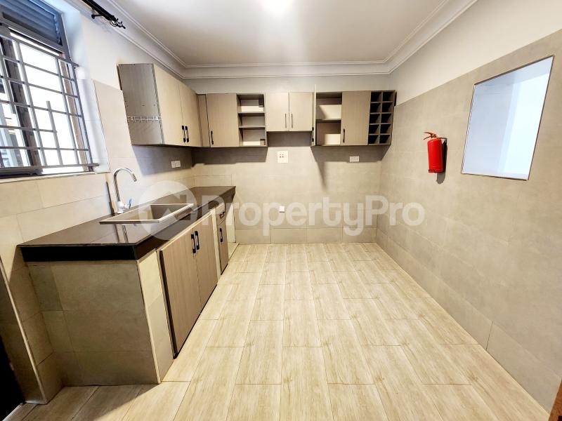 2 bedroom Apartment Block Apartment for rent kisaasi Kisaasi Kampala Central - 3