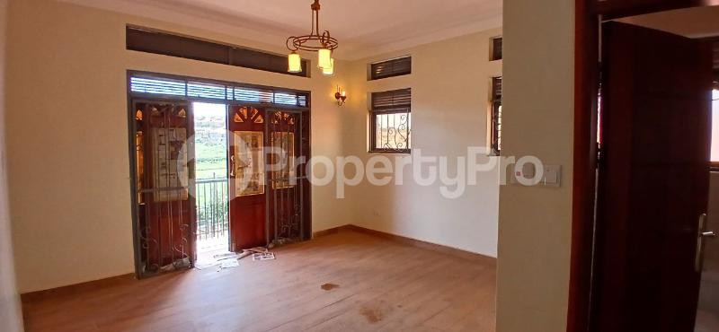 2 bedroom Apartment Block Apartment for rent kisaasi Kisaasi Kampala Central - 6