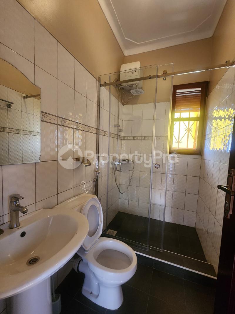 2 bedroom Apartment Block Apartment for rent Kiwatule Nakawa Kampala Central - 7